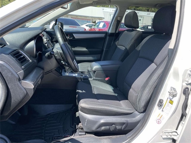 2015 Subaru Outback Premium photo 10
