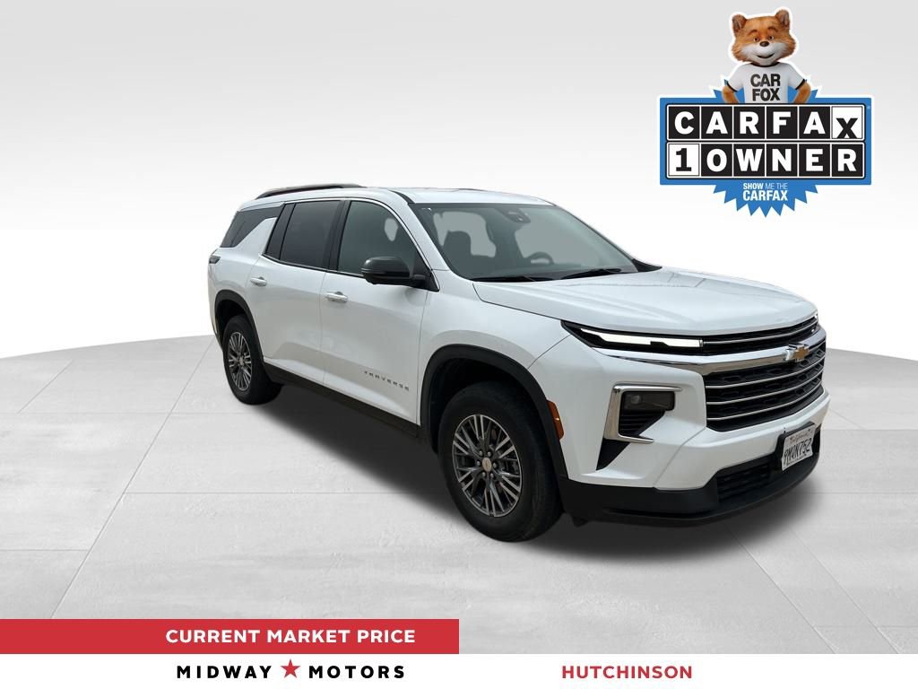 2024 Chevrolet Traverse 2LT's photo