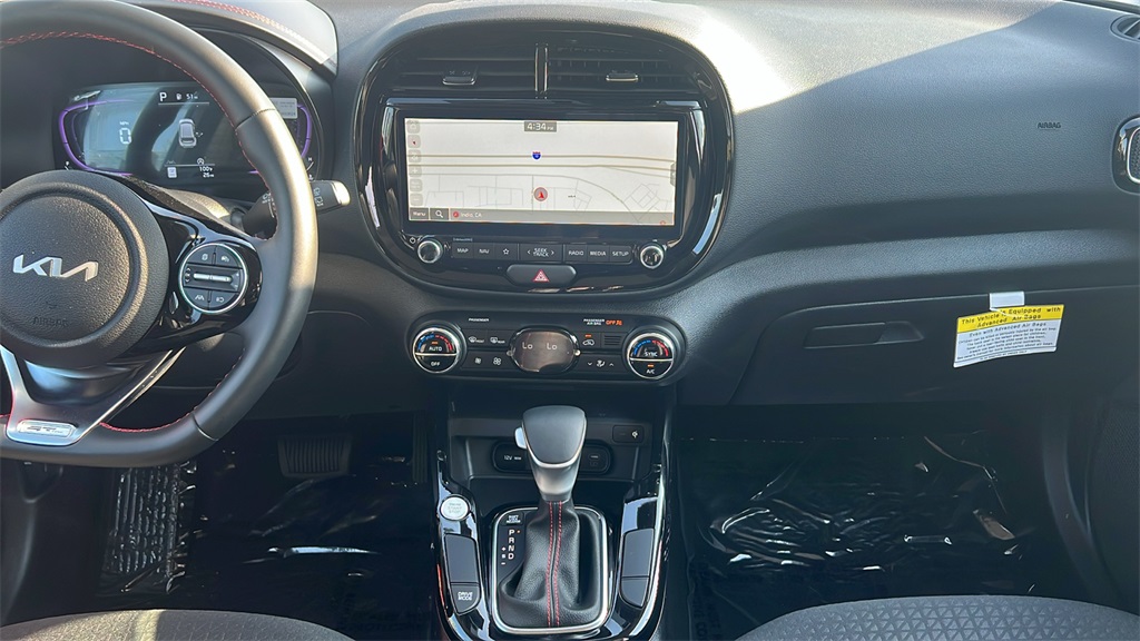 2025 Kia Soul GT-Line photo 14