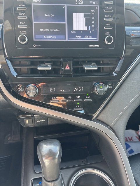 2024 Toyota Camry SE photo 10