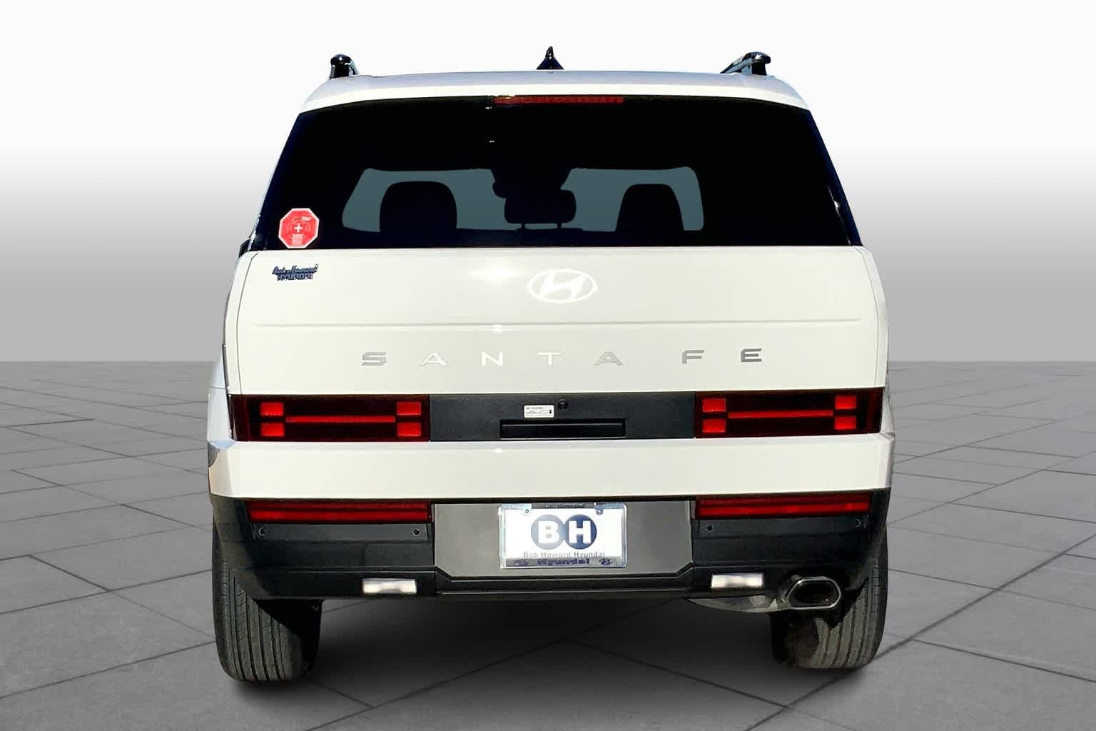 2025 Hyundai Santa Fe SEL photo 4