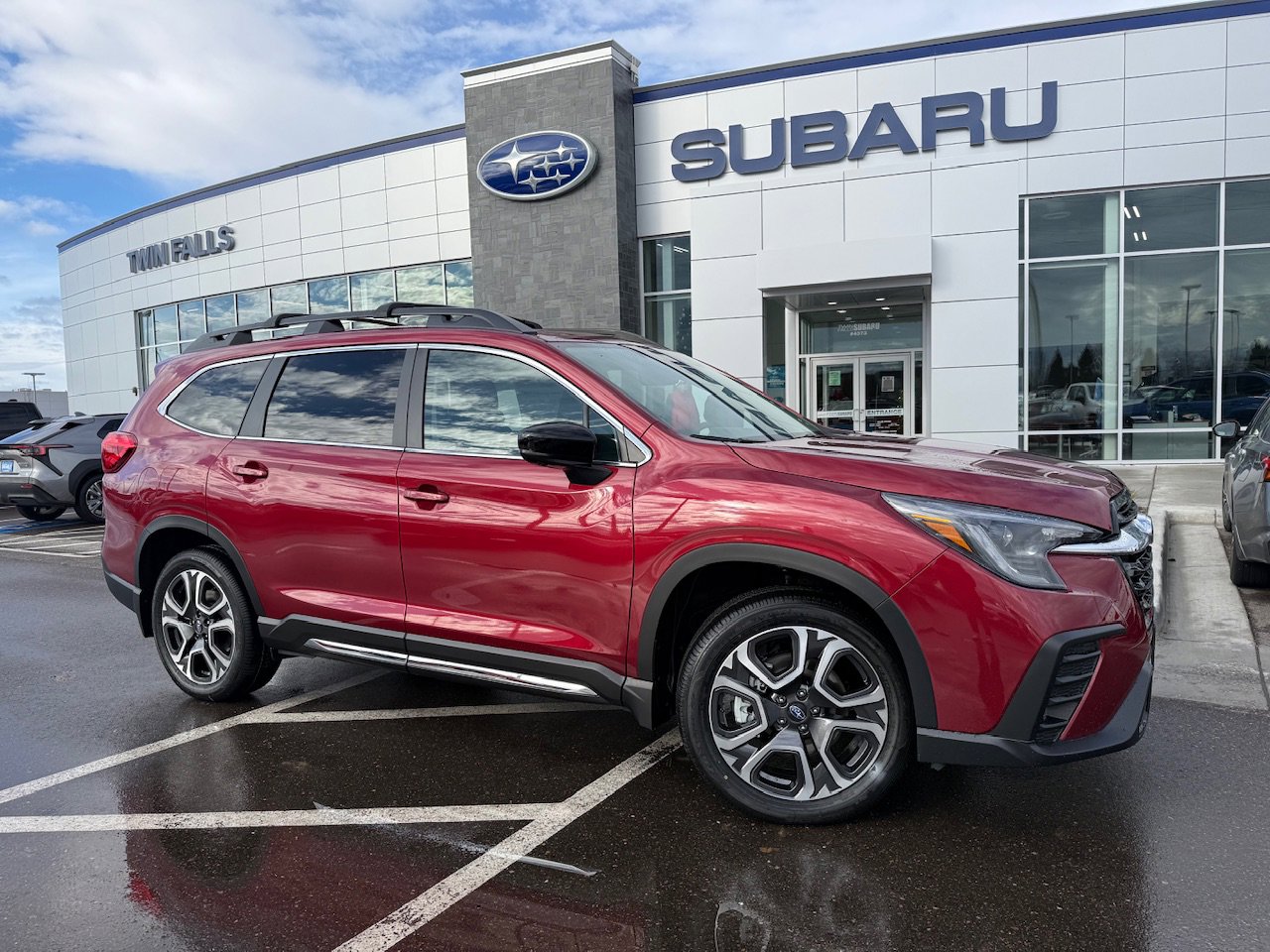 2026 Subaru Ascent Limited's photo