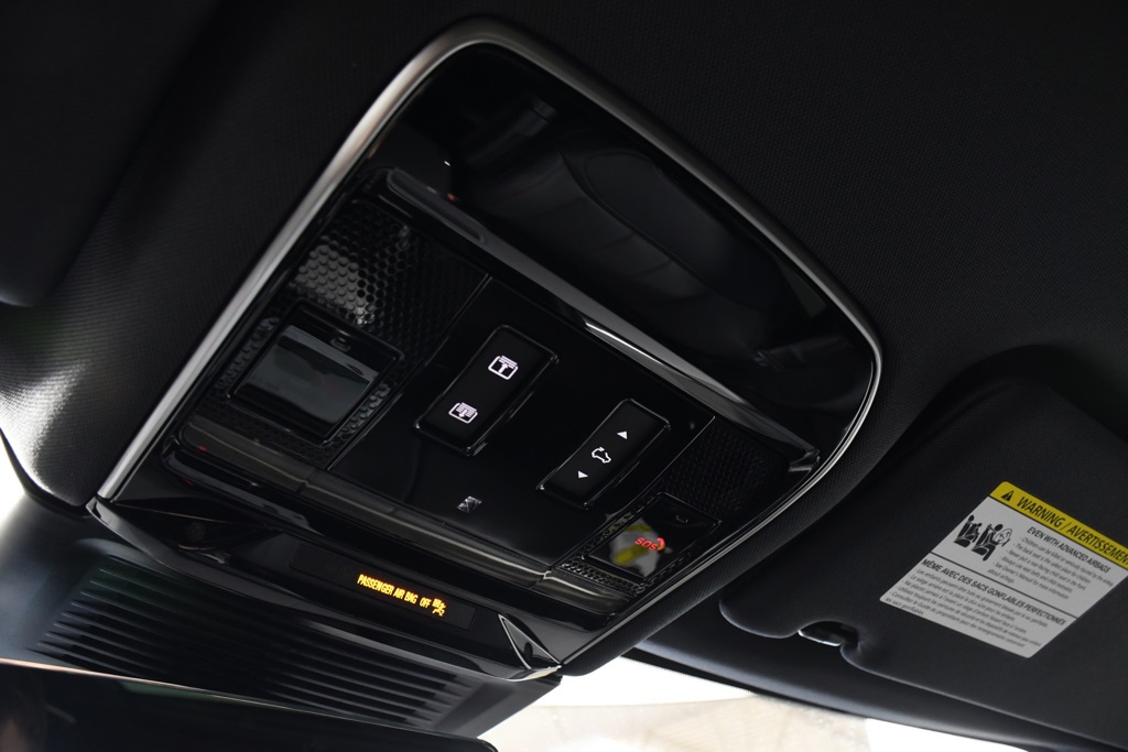 2025 Land Rover Range Rover SE photo 30