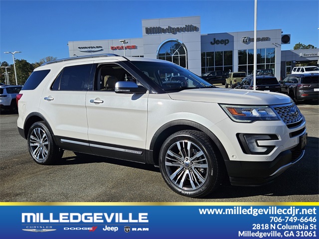 2017 Ford Explorer Platinum's photo