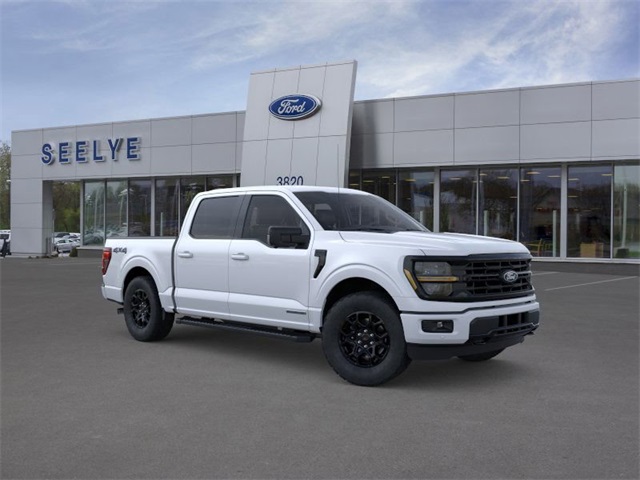 New 2025 White Ford XLT image 1