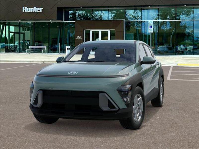 2026 Hyundai Kona SE photo 4