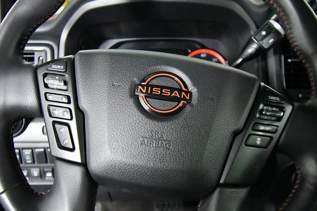 2023 Nissan Titan PRO-4X photo 2
