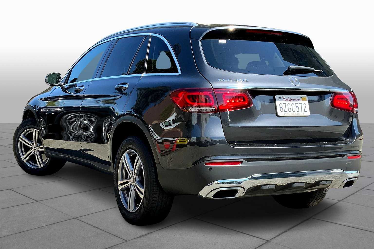2021 Mercedes Benz GLC 300 photo 11