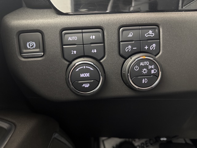 2022 Chevrolet Silverado 1500 RST photo 19