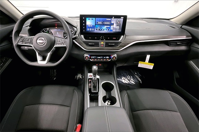 2025 Nissan Altima 2.5 SV Special Edition photo 5