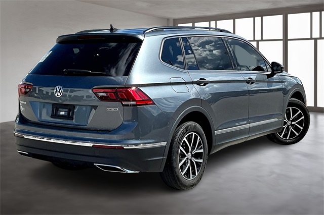 2021 Volkswagen Tiguan SE photo 3
