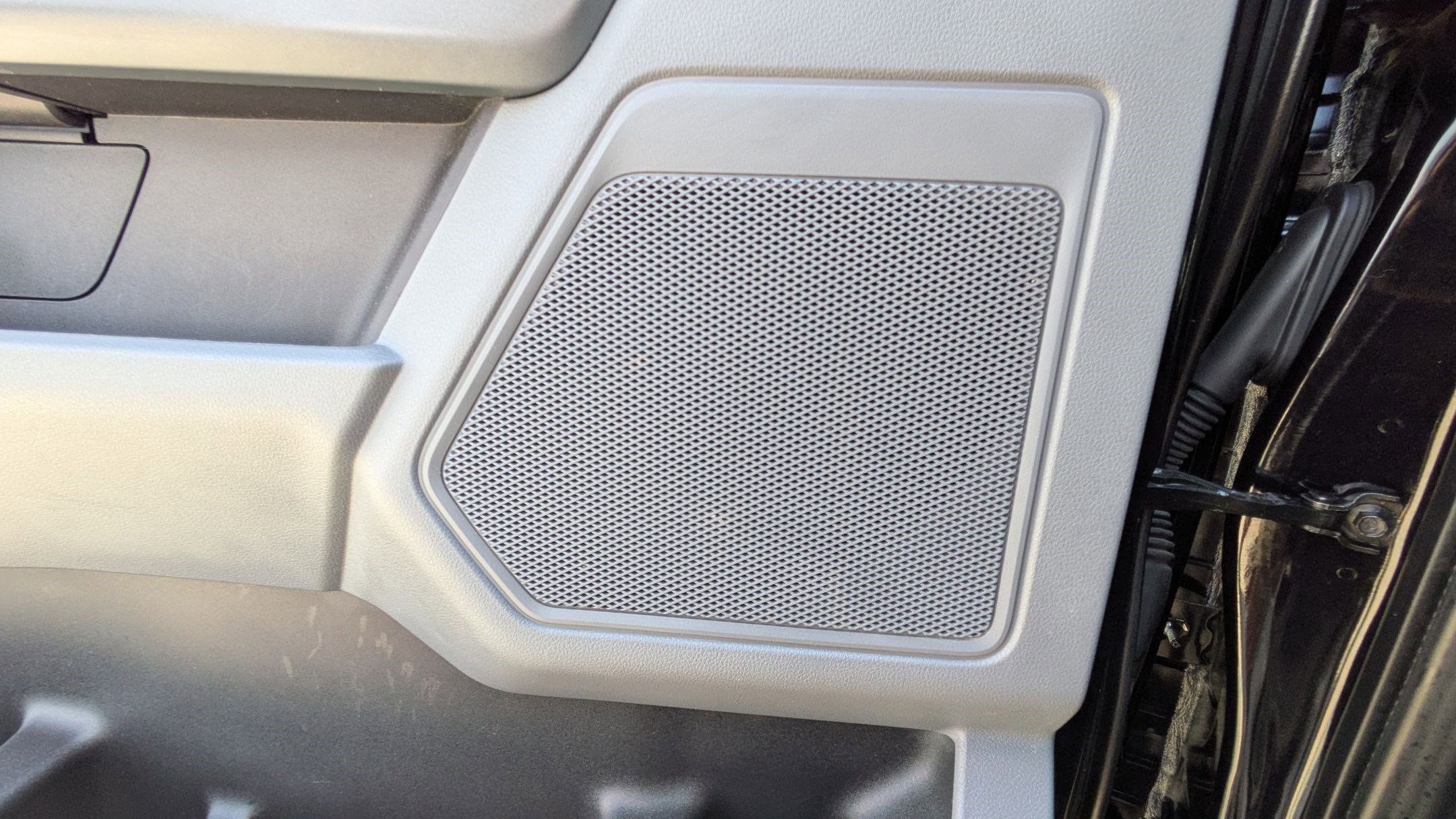 2023 Ford F-150 XLT photo 13
