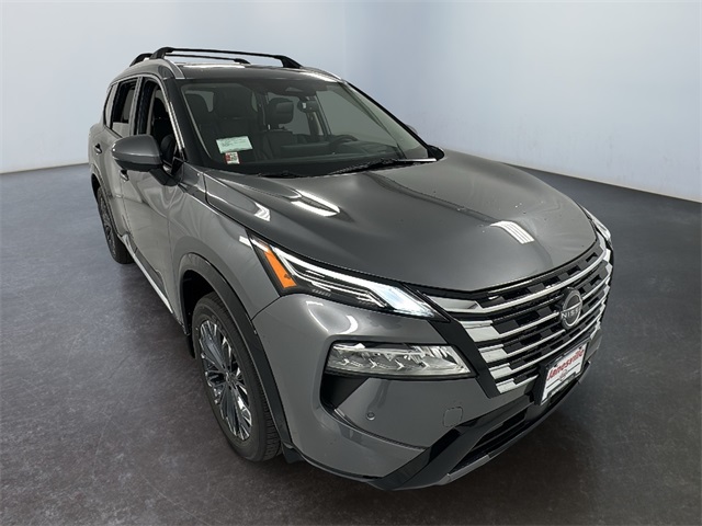 2026 Nissan Rogue Platinum's photo