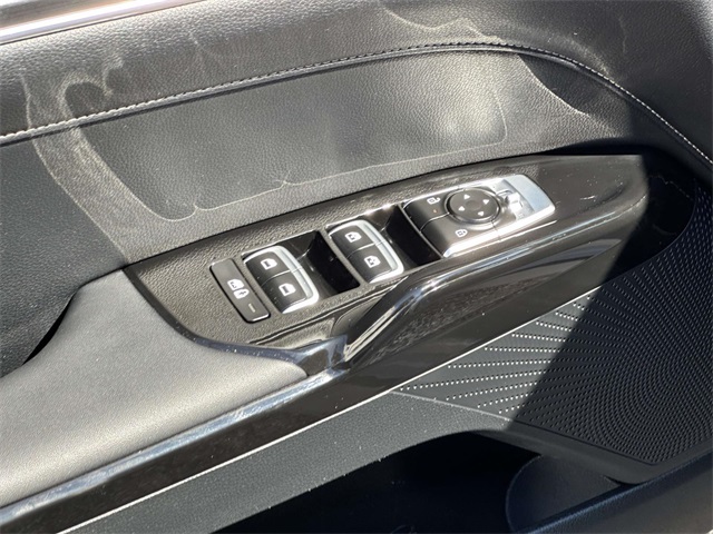 2025 Kia K5 GT-Line photo 27