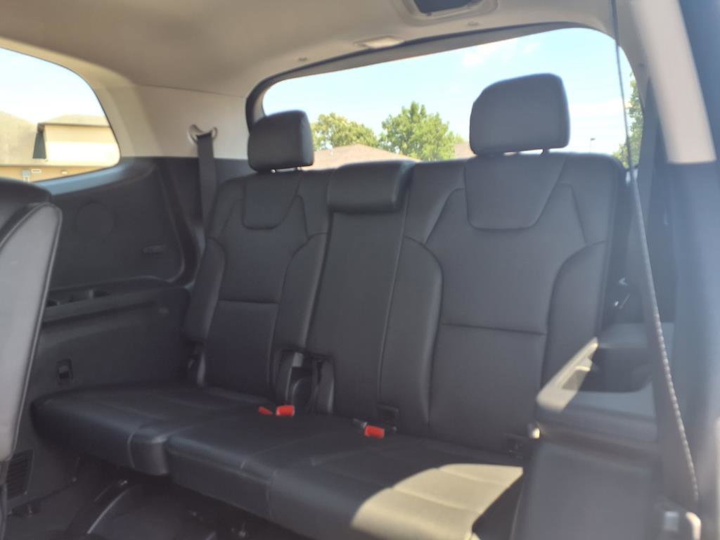 2025 Kia Telluride S photo 28