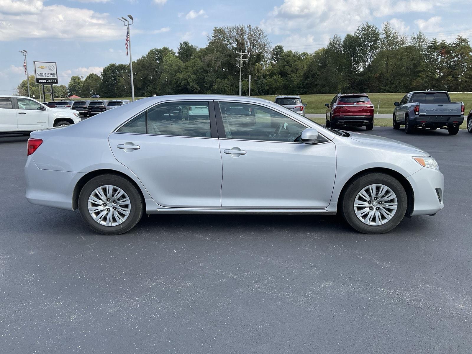 2014 Toyota Camry L photo 5