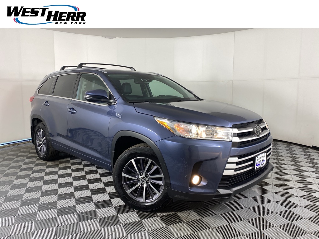 2018 Toyota Highlander XLE's photo