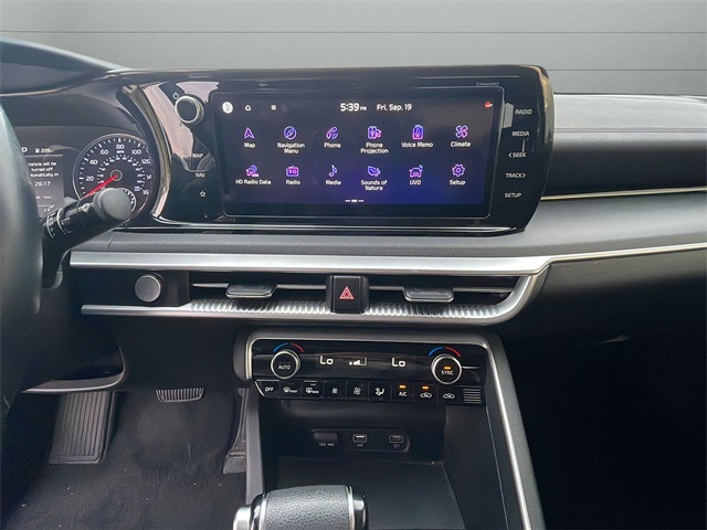 2022 Kia K5 GT-Line photo 11