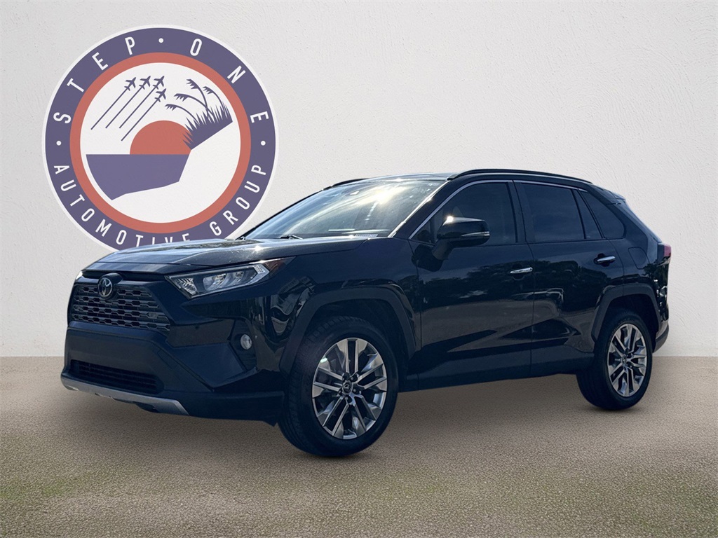 2019 Toyota RAV4 Limited photo 2