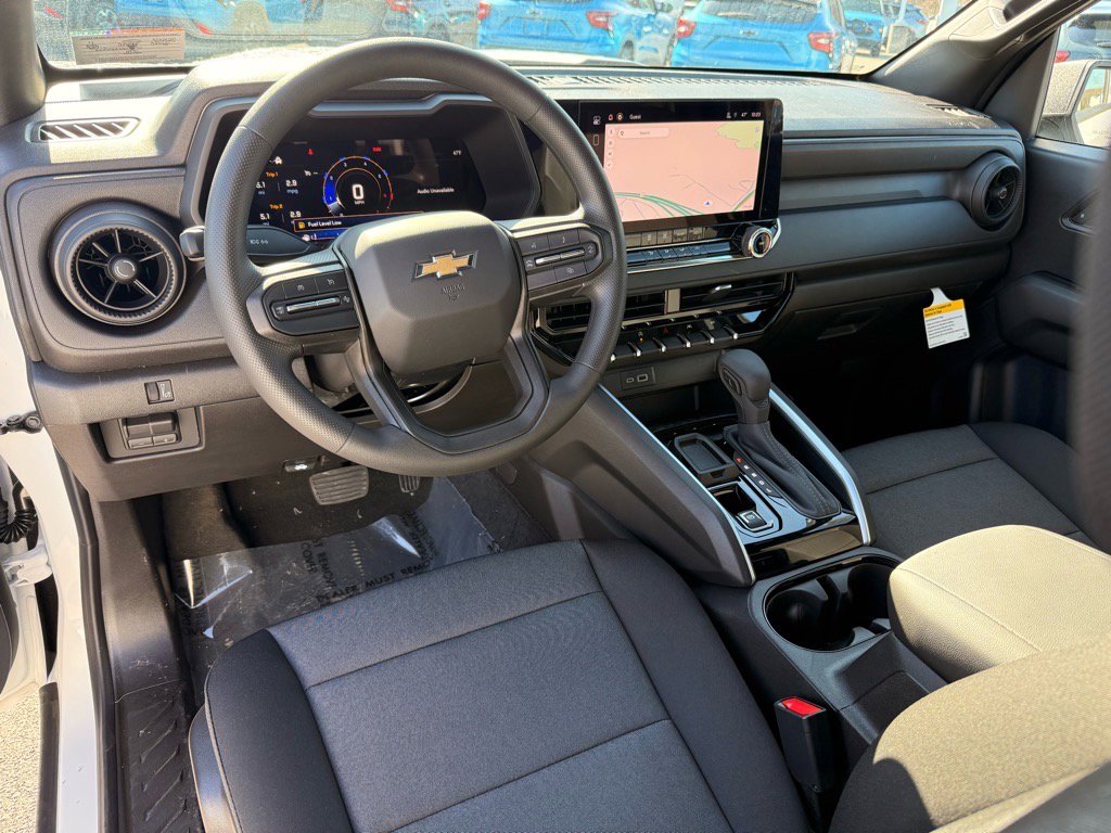 2025 Chevrolet Colorado Work Truck photo 4