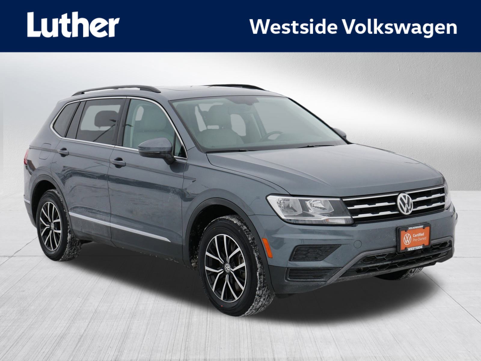 2021 Volkswagen Tiguan SE's photo
