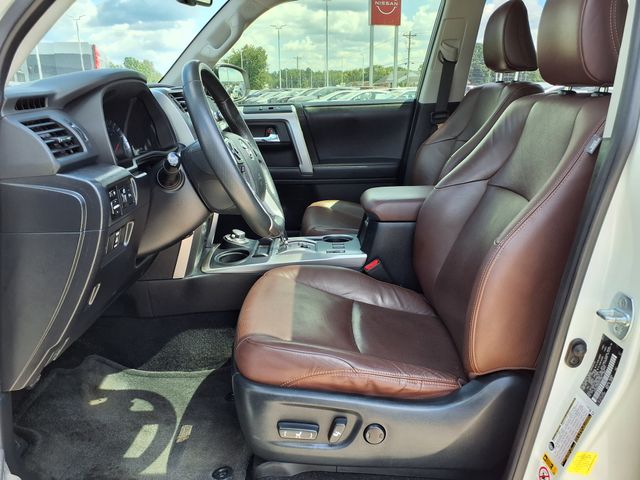 2017 Toyota 4Runner Limited photo 3
