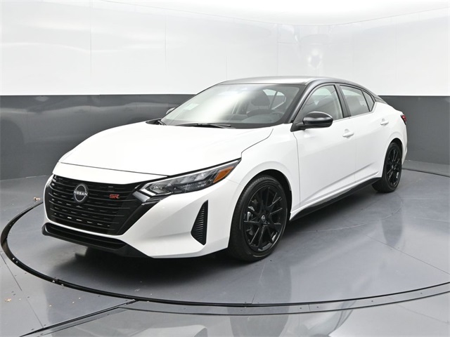 2025 Nissan Sentra SR's photo