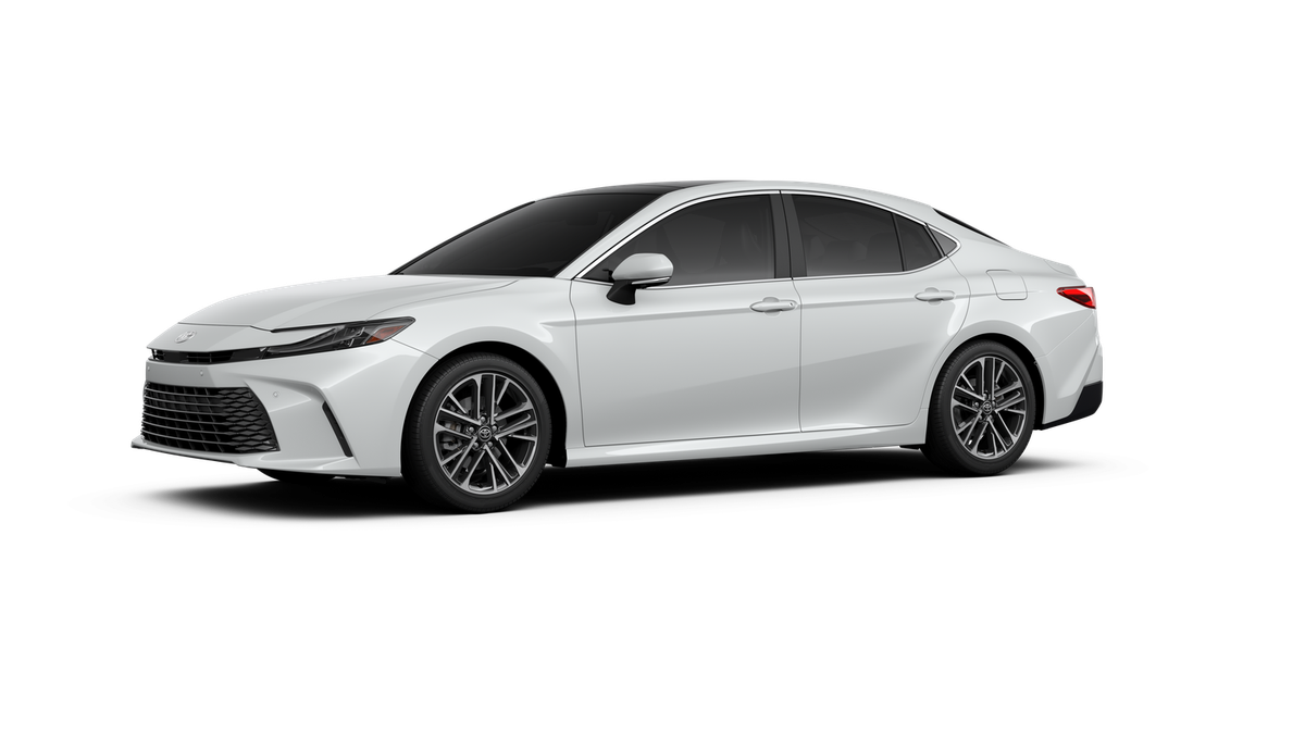2025 Toyota Camry XLE photo 34
