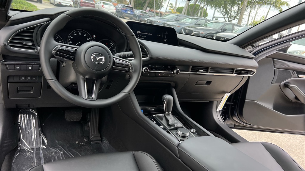 2025 Mazda Mazda3 Hatchback 2.5 s Preferred photo 2
