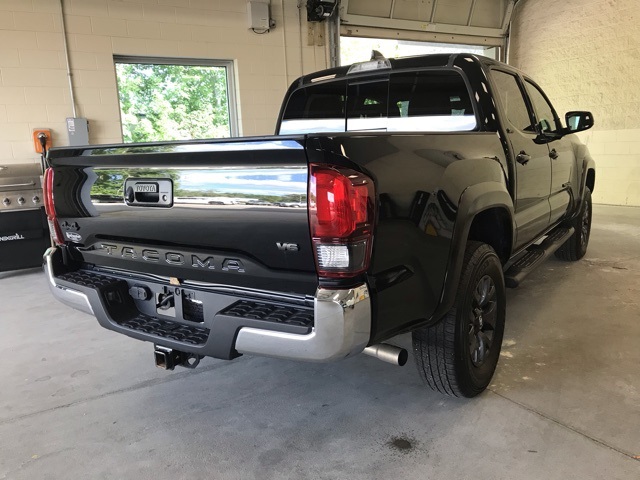 2023 Toyota Tacoma SR5 photo 3
