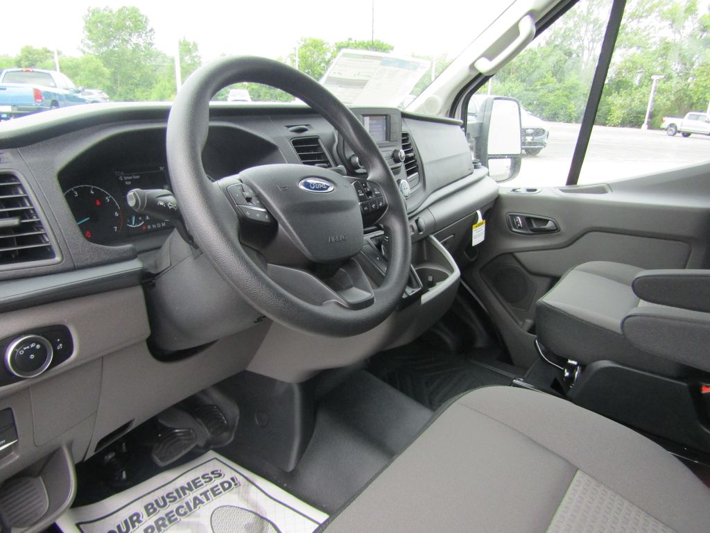 2025 Ford Transit Cargo Van photo 7