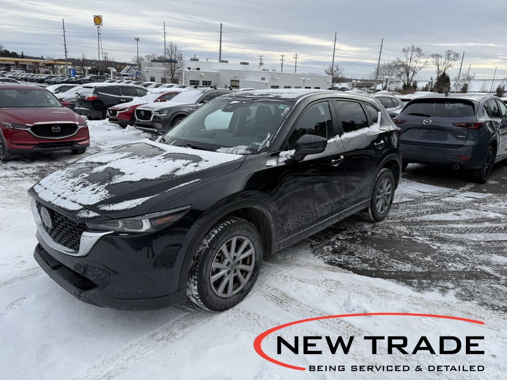 2023 Mazda CX-5 S Preferred package's photo