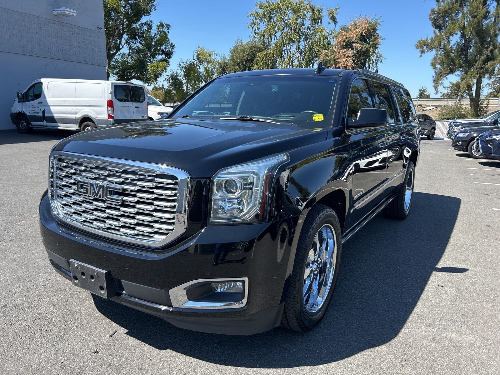 2019 Gmc Yukon XL Denali photo 2
