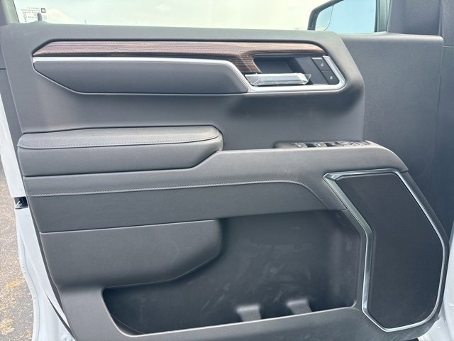 2026 Chevrolet Silverado 1500 LT photo 19