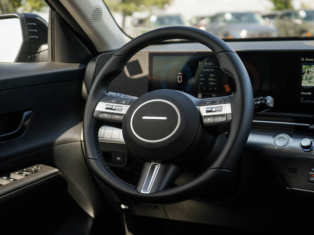 2026 Hyundai Kona SEL photo 13
