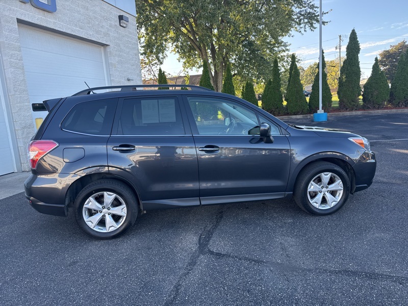 2014 Subaru Forester 2.5i Limited photo 3