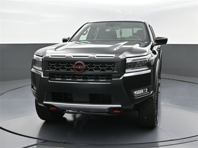 2025 Nissan Frontier PRO-4X photo 2