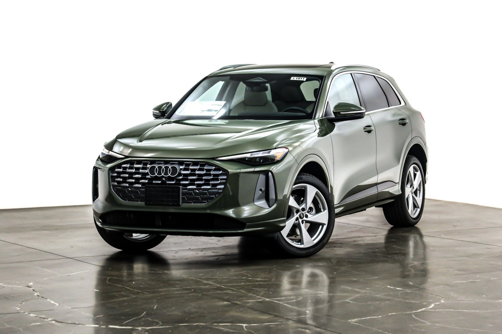 2025 Audi New Q5 Premium Plus's photo