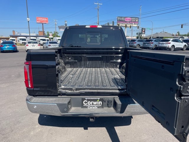 2025 Ford F-150 Lariat photo 18