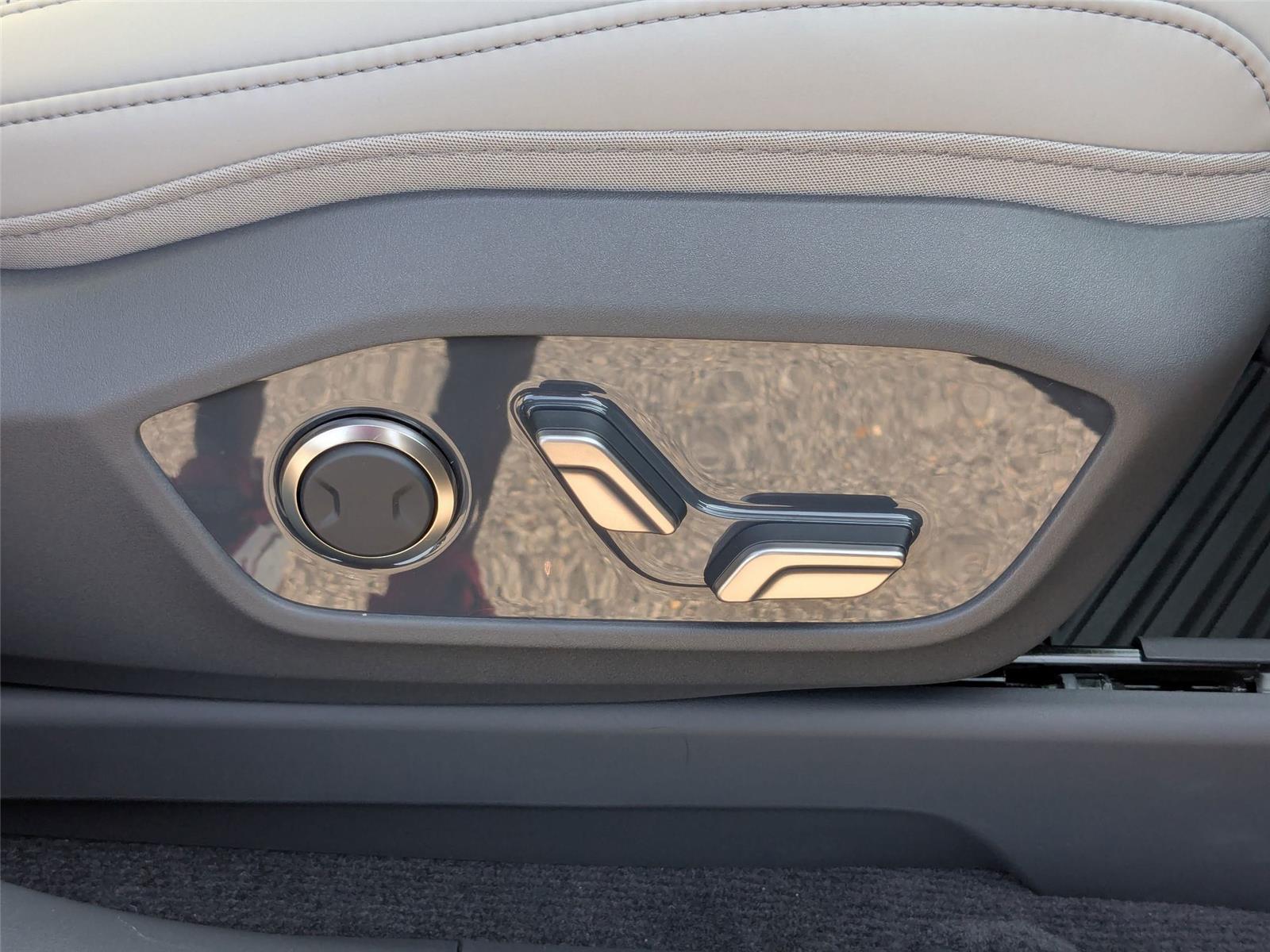 2026 Kia EV9 Wind photo 32