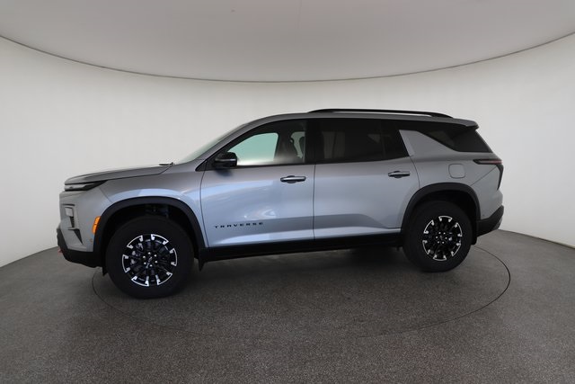 2025 Chevrolet Traverse Z71 photo 4