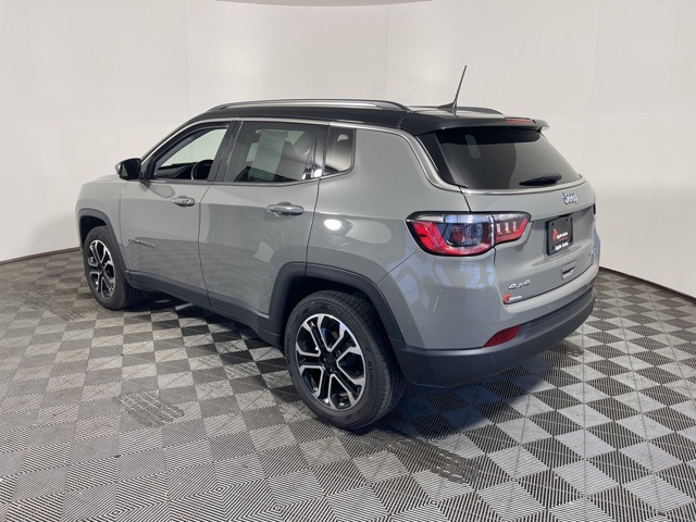 2022 Jeep Compass Limited photo 4