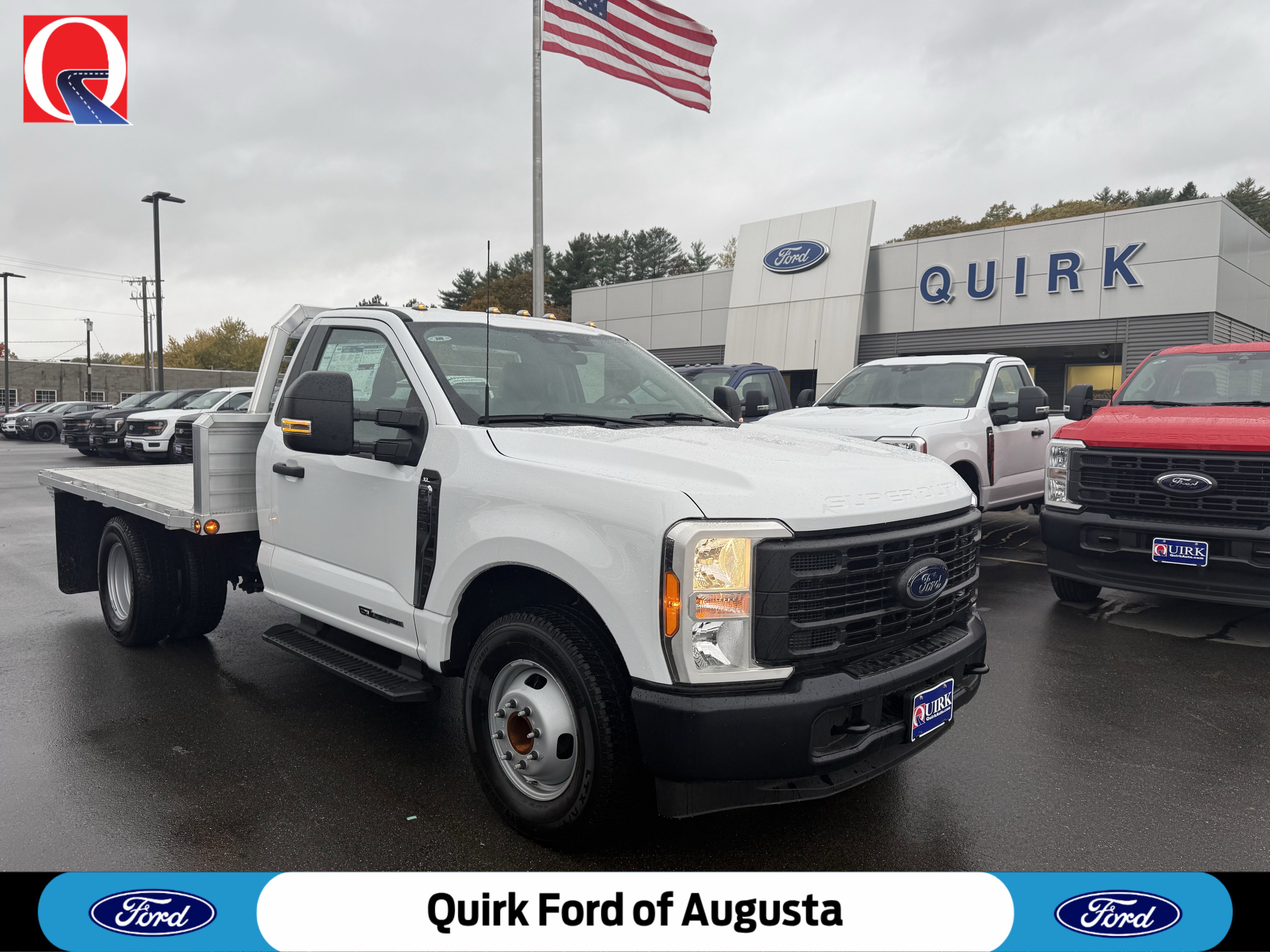 2023 Ford F-350 Super Duty Chassis Cab XL's photo