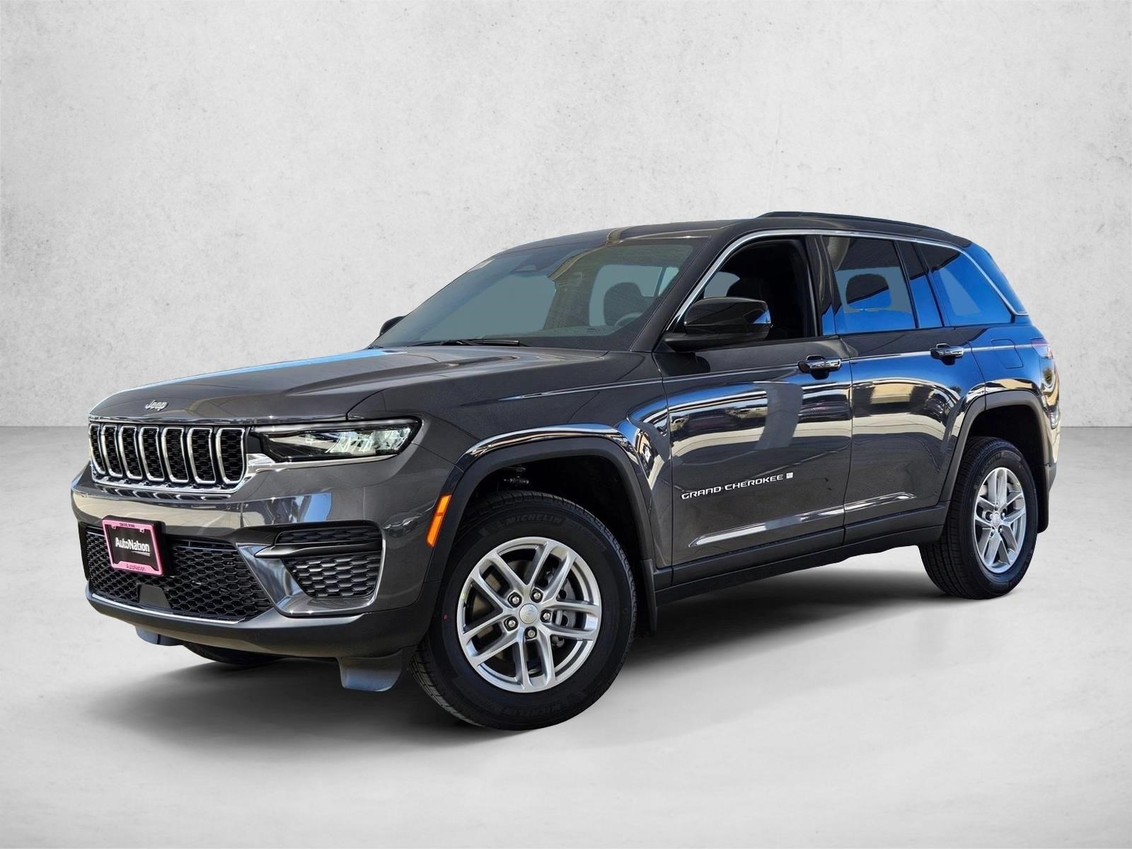 2025 Jeep Grand Cherokee Laredo's photo