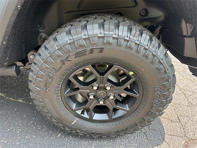 2025 Jeep Wrangler Willys photo 27