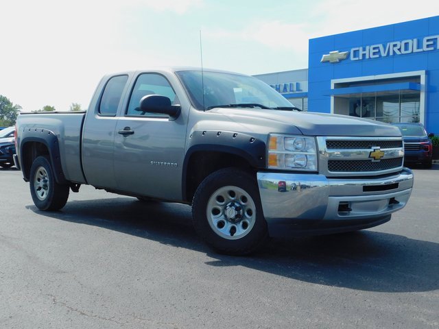 2013 Chevrolet Silverado 1500 Work Truck photo 2