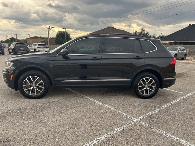 2020 Volkswagen Tiguan SE photo 3