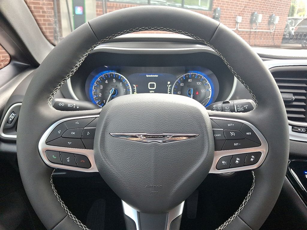 2026 Chrysler Voyager LX photo 13