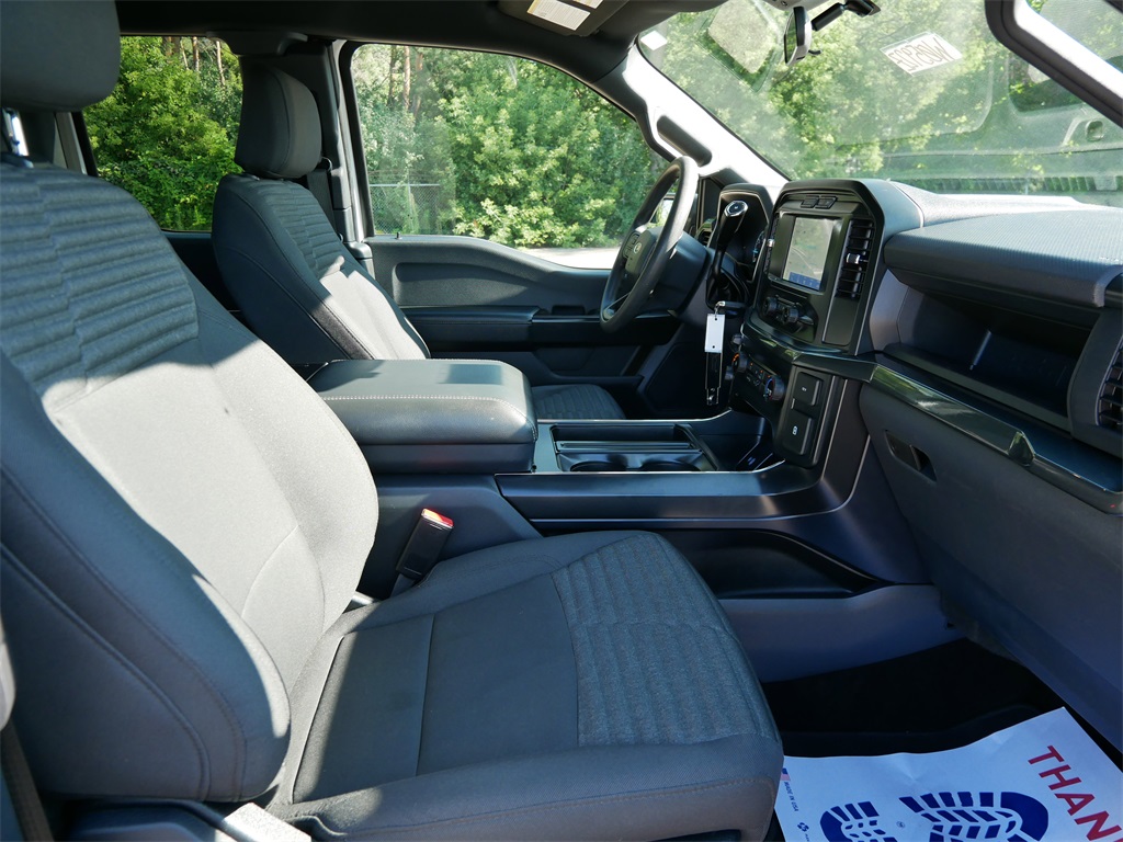 2022 Ford F-150 XL photo 8