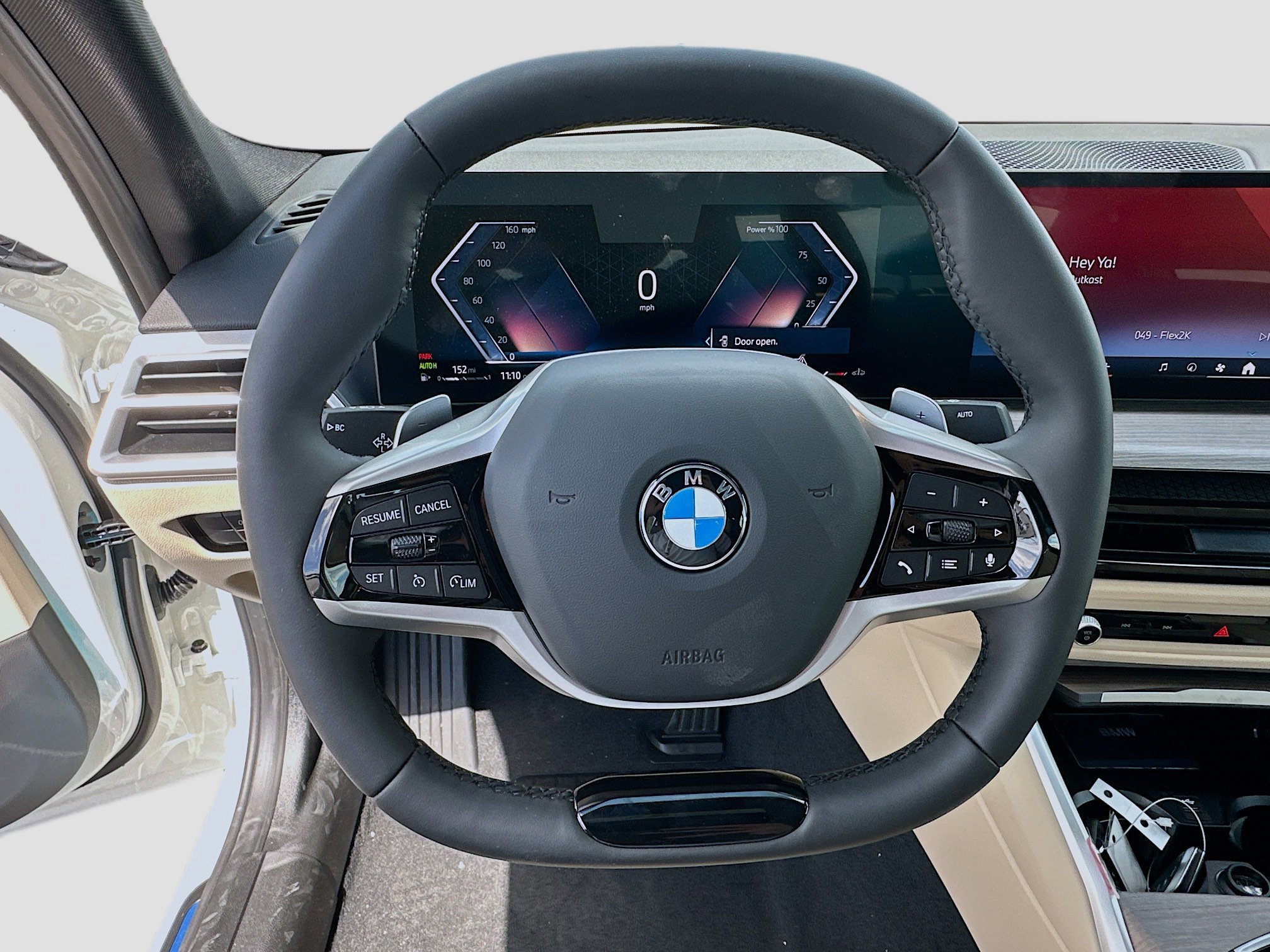 2025 Bmw 330i photo 8